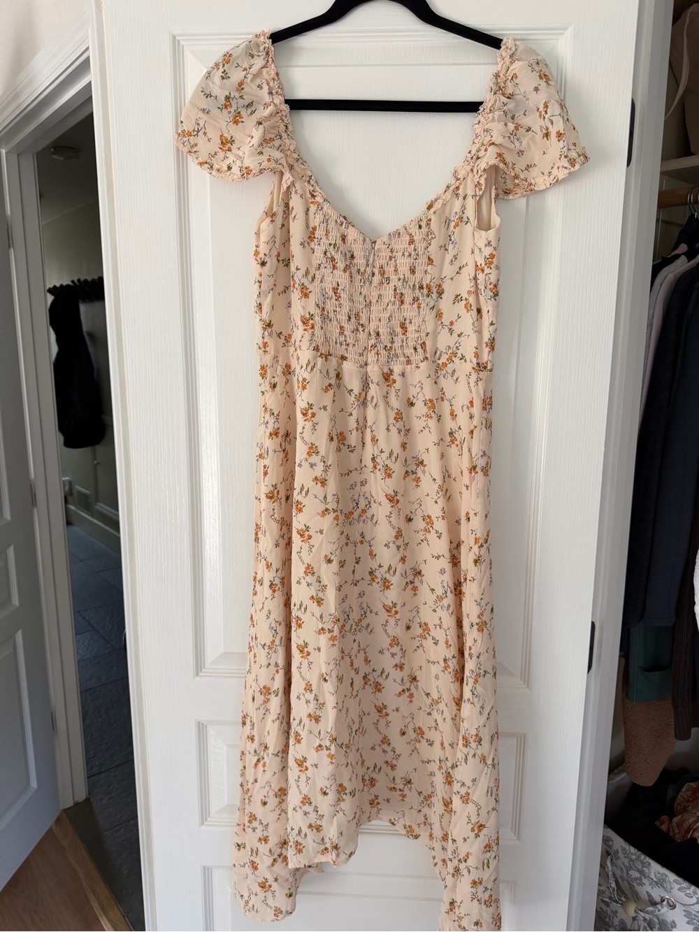 Reformation Maebry Ruffled Floral-Print Georgette Midi Dress - Picture 5 of 6